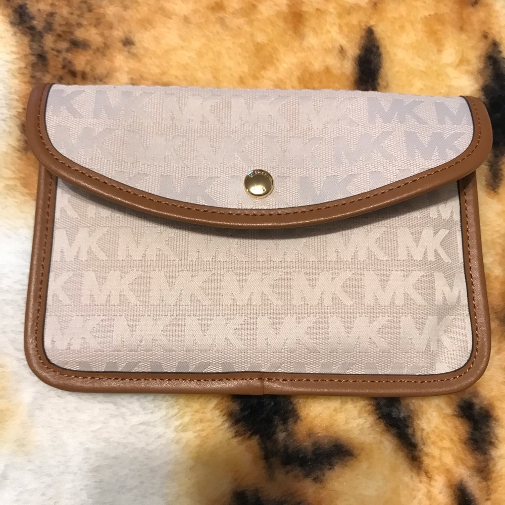 Michael Kors Clutch New